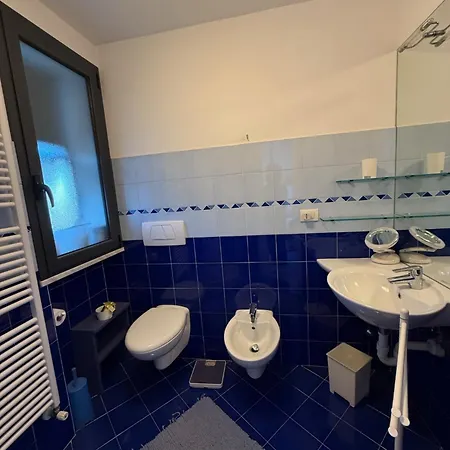 Casa Dade *